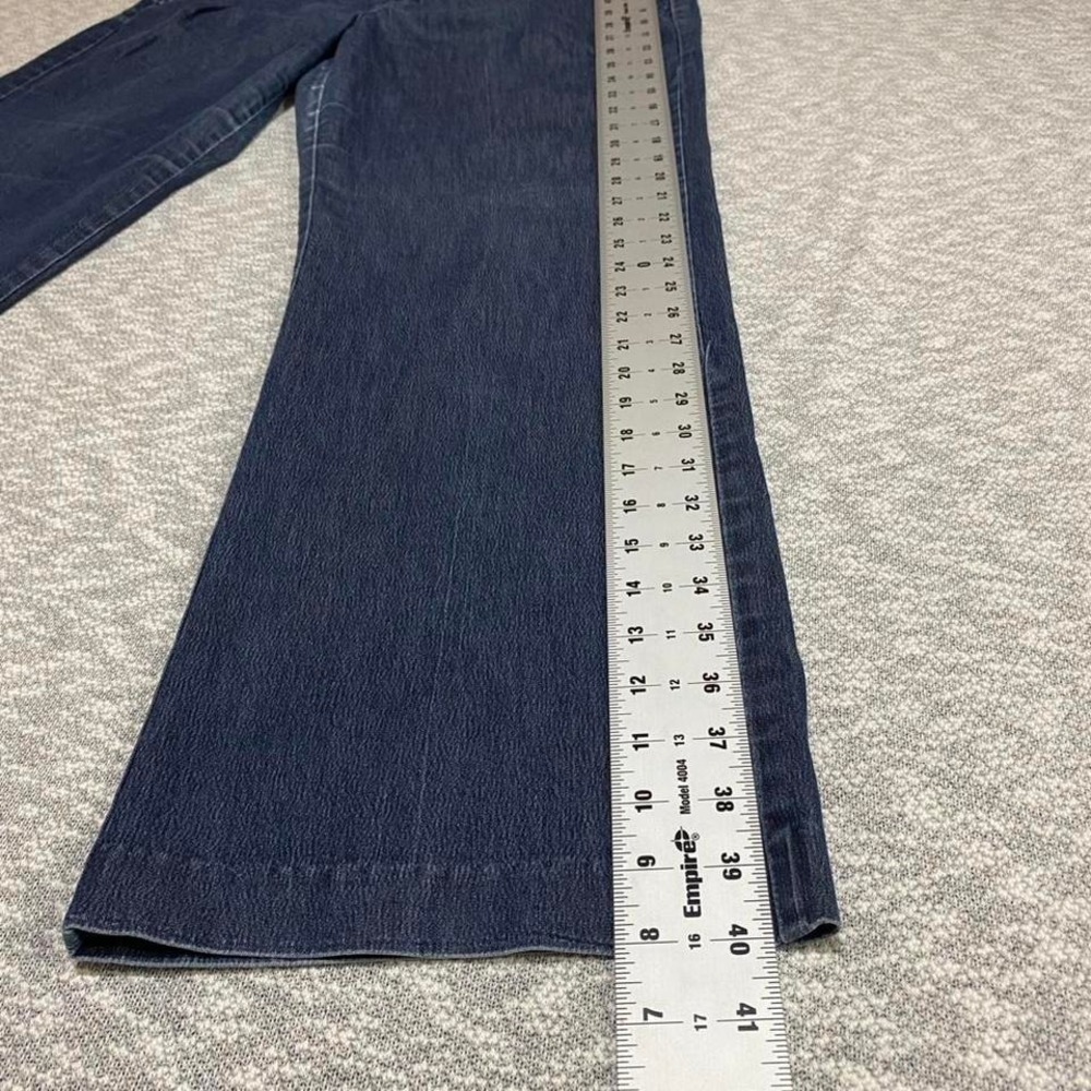 Lee blue wide leg jeans with a relaxed fit no visible size SKU954